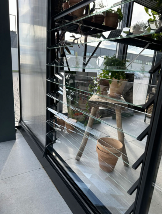 LOUVRE Window for ventilation