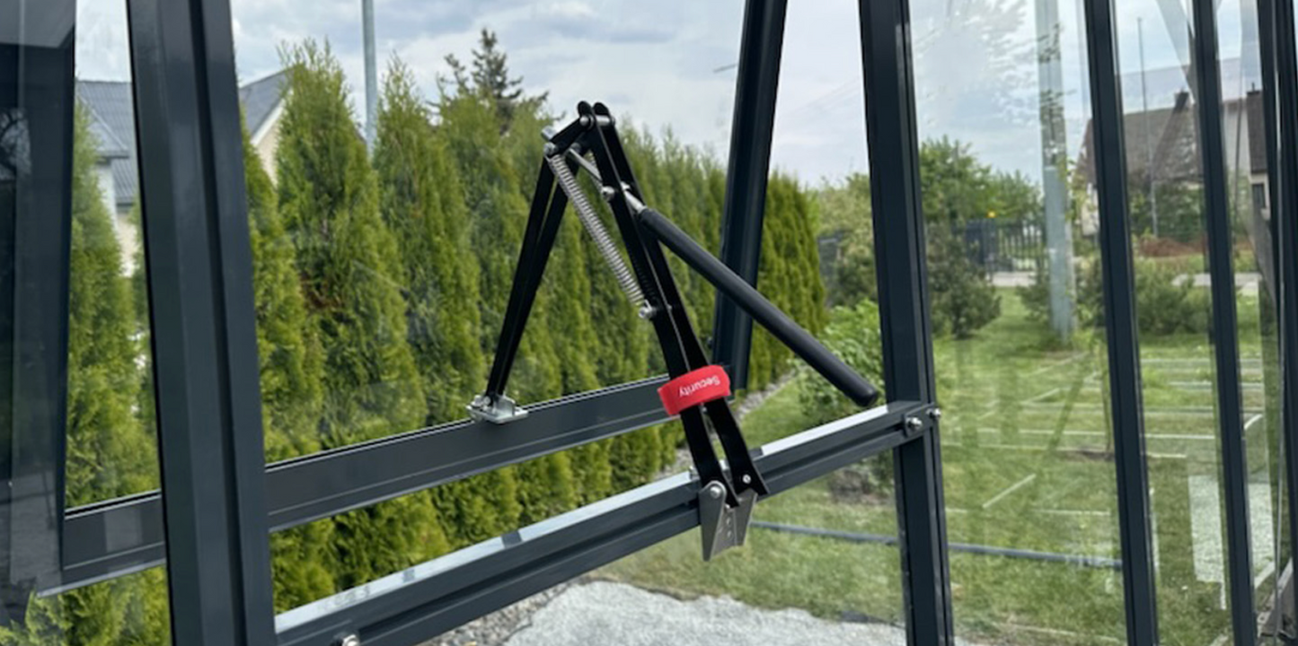 UNIVENT - Automated window opener